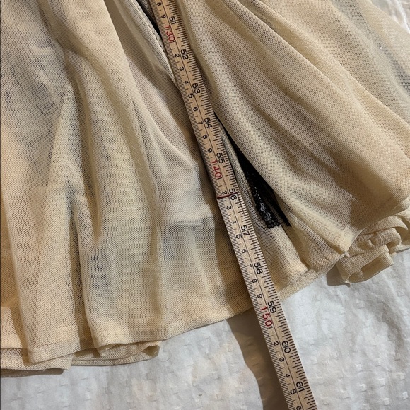 R&M Richards Black and Silver Sequin Maxi Gown Size 16 NWT - Picture 10 of 10